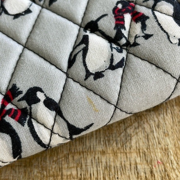 Vera Bradley women’s penguin wallet - Picture 3 of 9